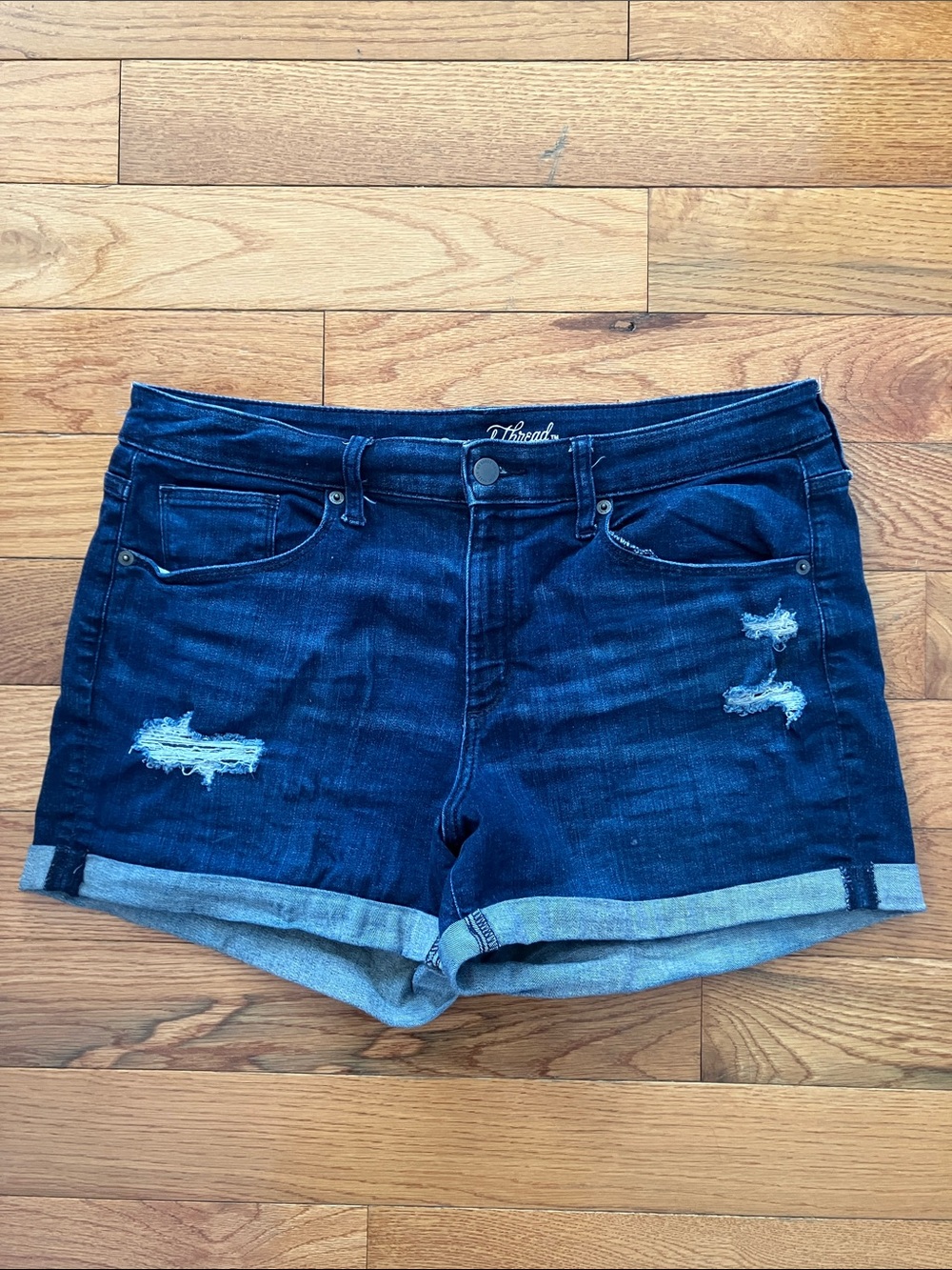 Universal Thread Women’s High Rise Mini Blue Denim Shorts - 14 / 32